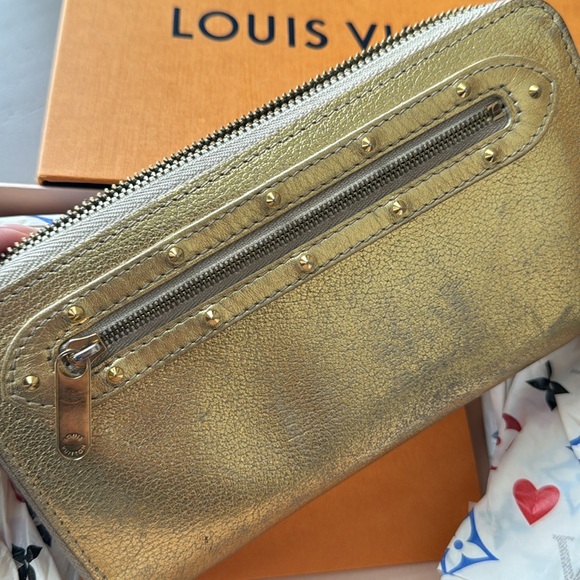 Louis Vuitton Gold Suhali Zippy Wallet 100% Authentic - Picture 13 of 17